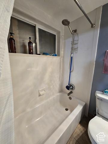 Bountiful, Utah, 84010, United States, 4 Bedrooms Bedrooms, ,3 BathroomsBathrooms,Residential,For Sale,1978564