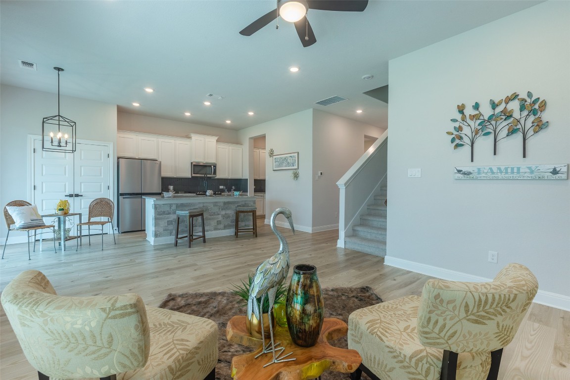 Bastrop, Texas, 78602, United States, 5 Bedrooms Bedrooms, ,4 BathroomsBathrooms,Residential,For Sale,1885305