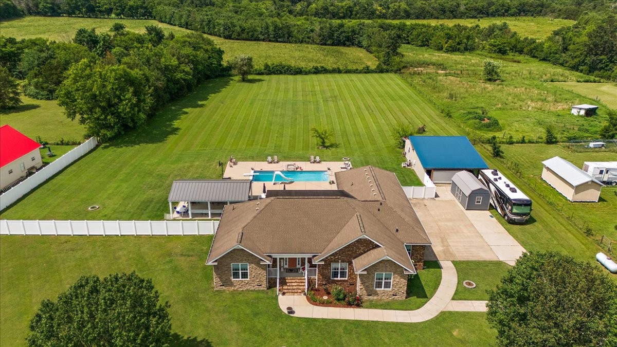 Bell Buckle, Tennessee, 37020, United States, 3 Bedrooms Bedrooms, ,3 BathroomsBathrooms,Residential,For Sale,1898483