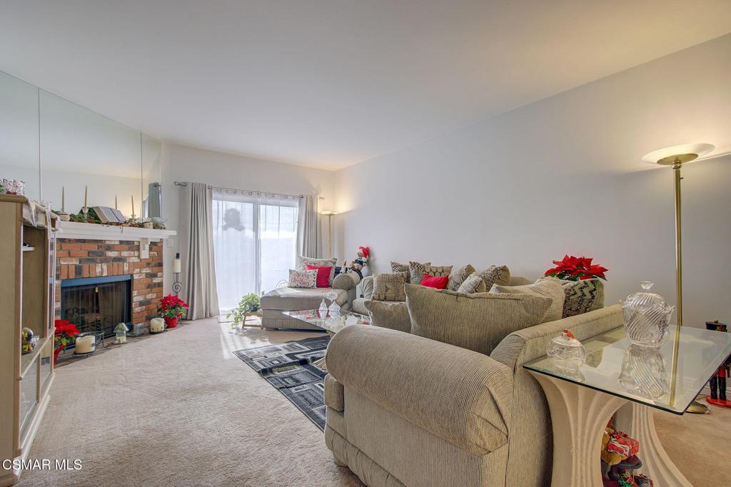 Van Nuys, California, 91406, United States, 2 Bedrooms Bedrooms, ,2 BathroomsBathrooms,Residential,For Sale,2005619