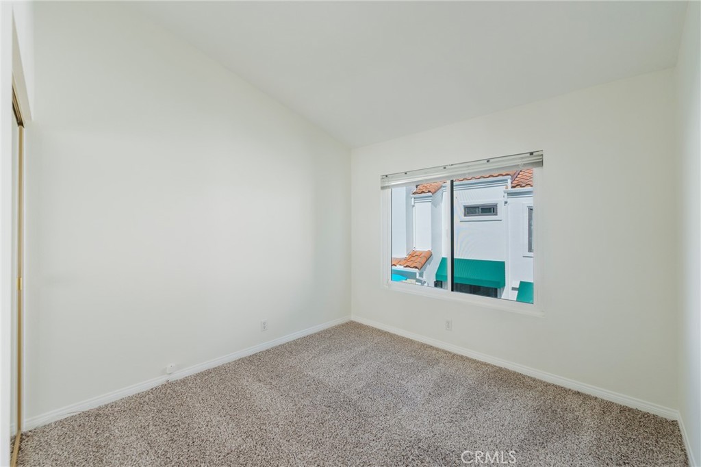 Huntington Beach, California, 92648, United States, 4 Bedrooms Bedrooms, ,3 BathroomsBathrooms,Residential,For Sale,1989716