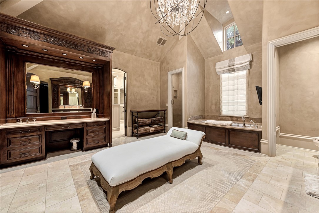 Rogers, Arkansas, 72758, United States, 3 Bedrooms Bedrooms, ,5 BathroomsBathrooms,Residential,For Sale,1857707