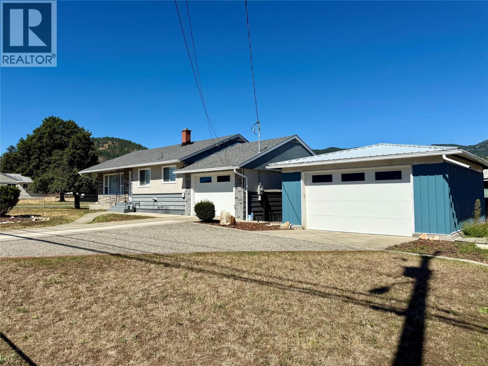 GRAND FORKS, British Columbia, V0H 1H2, CA, 4 Bedrooms Bedrooms, ,1 BathroomBathrooms,Residential,For Sale,1918245