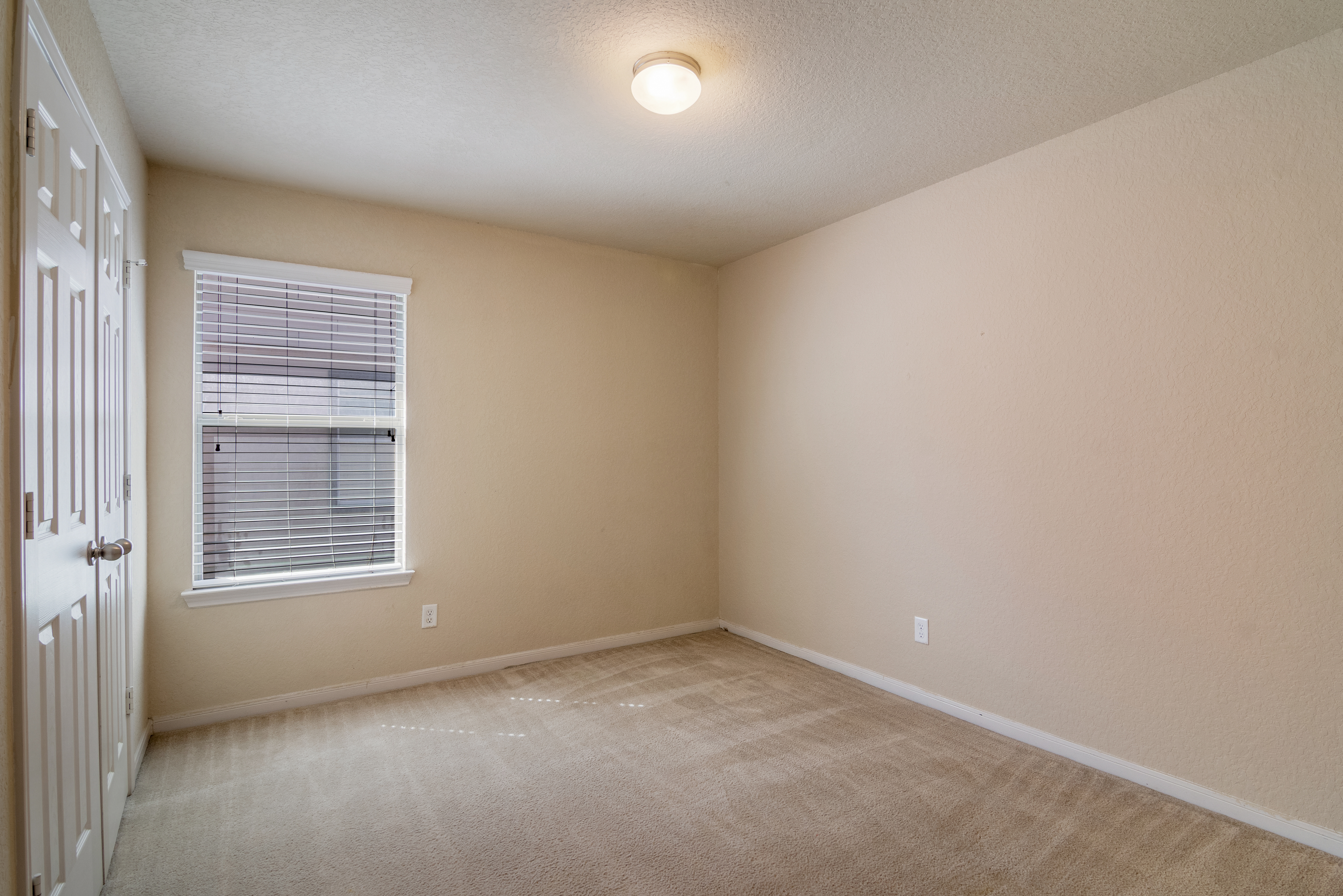  Move-In Ready 4-Bedroom Home - 物件實景