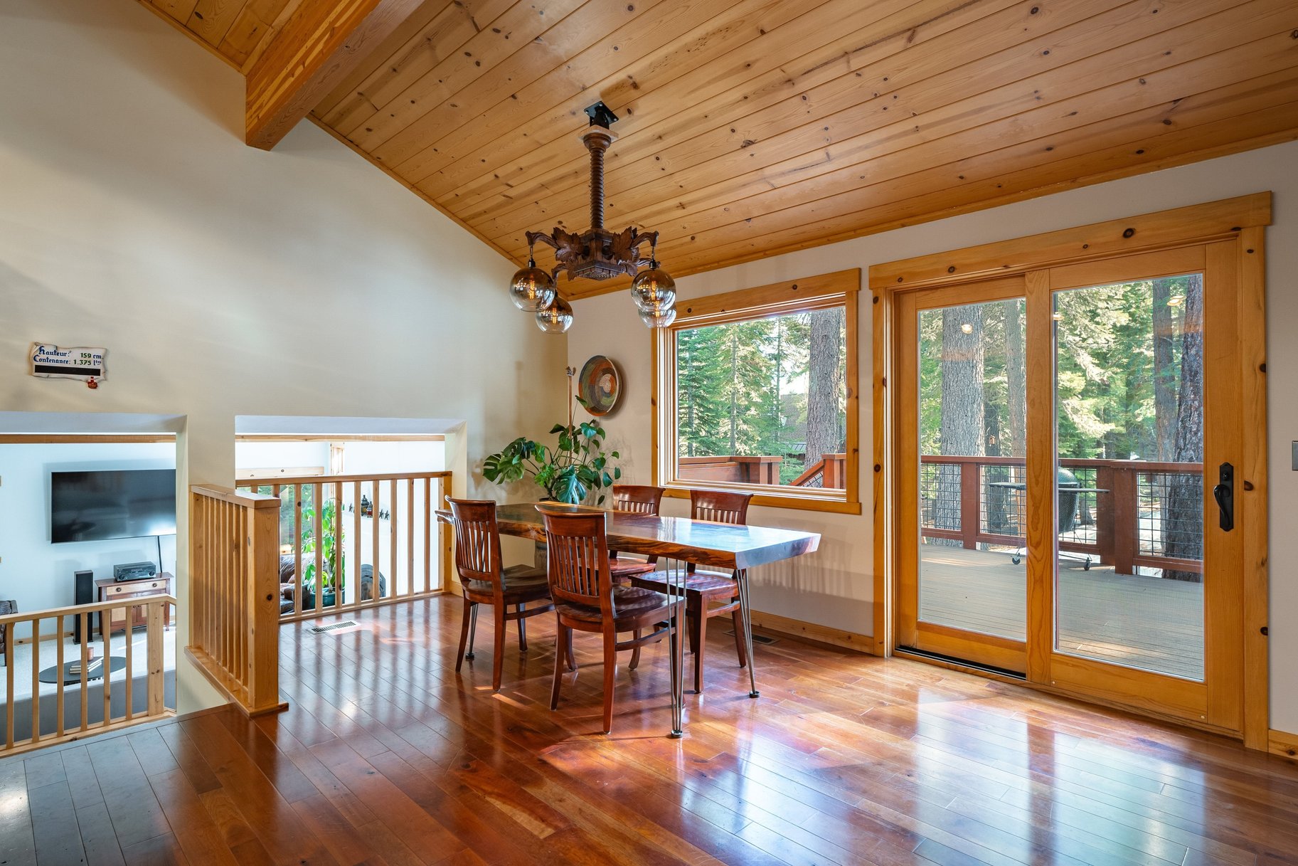  Stylish and Immaculate 4 Bedroom Retreat in Carnelian Bay - 物件實景