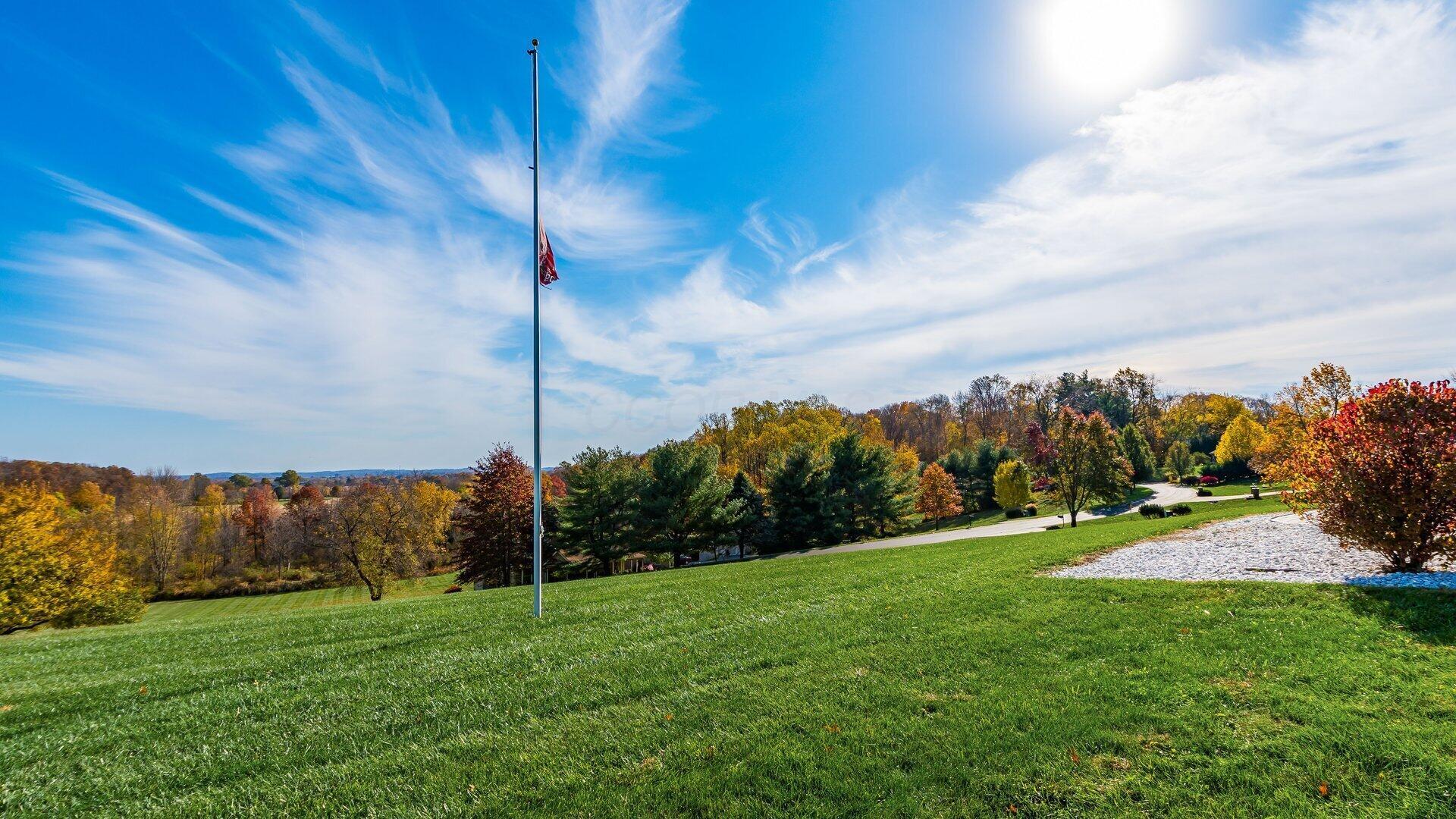 Hebron, Ohio, 43025, United States, 5 Bedrooms Bedrooms, ,5 BathroomsBathrooms,Residential,For Sale,1988631