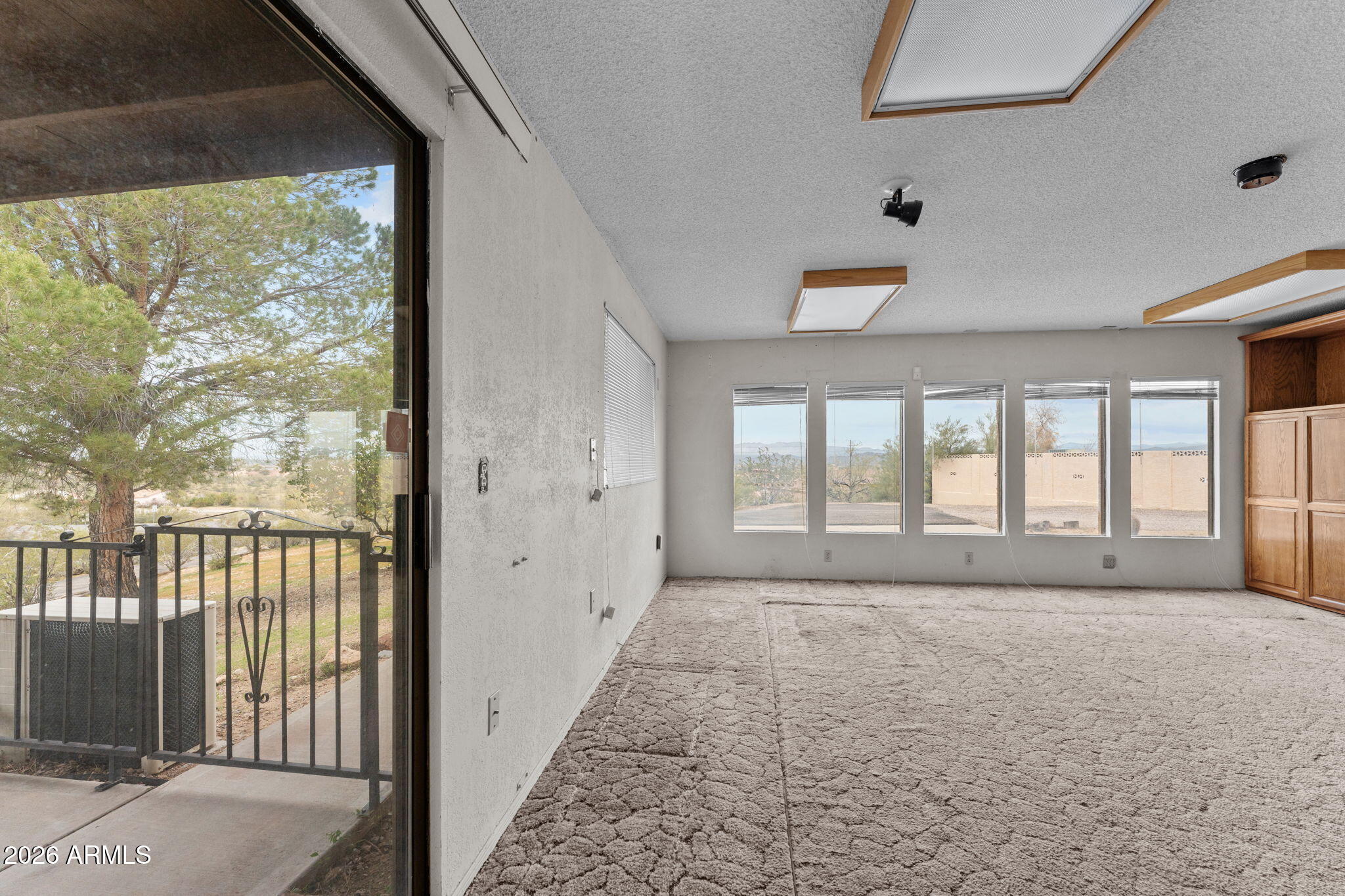 Wickenburg, Arizona, 85390, United States, 3 Bedrooms Bedrooms, ,2 BathroomsBathrooms,Residential,For Sale,2012857