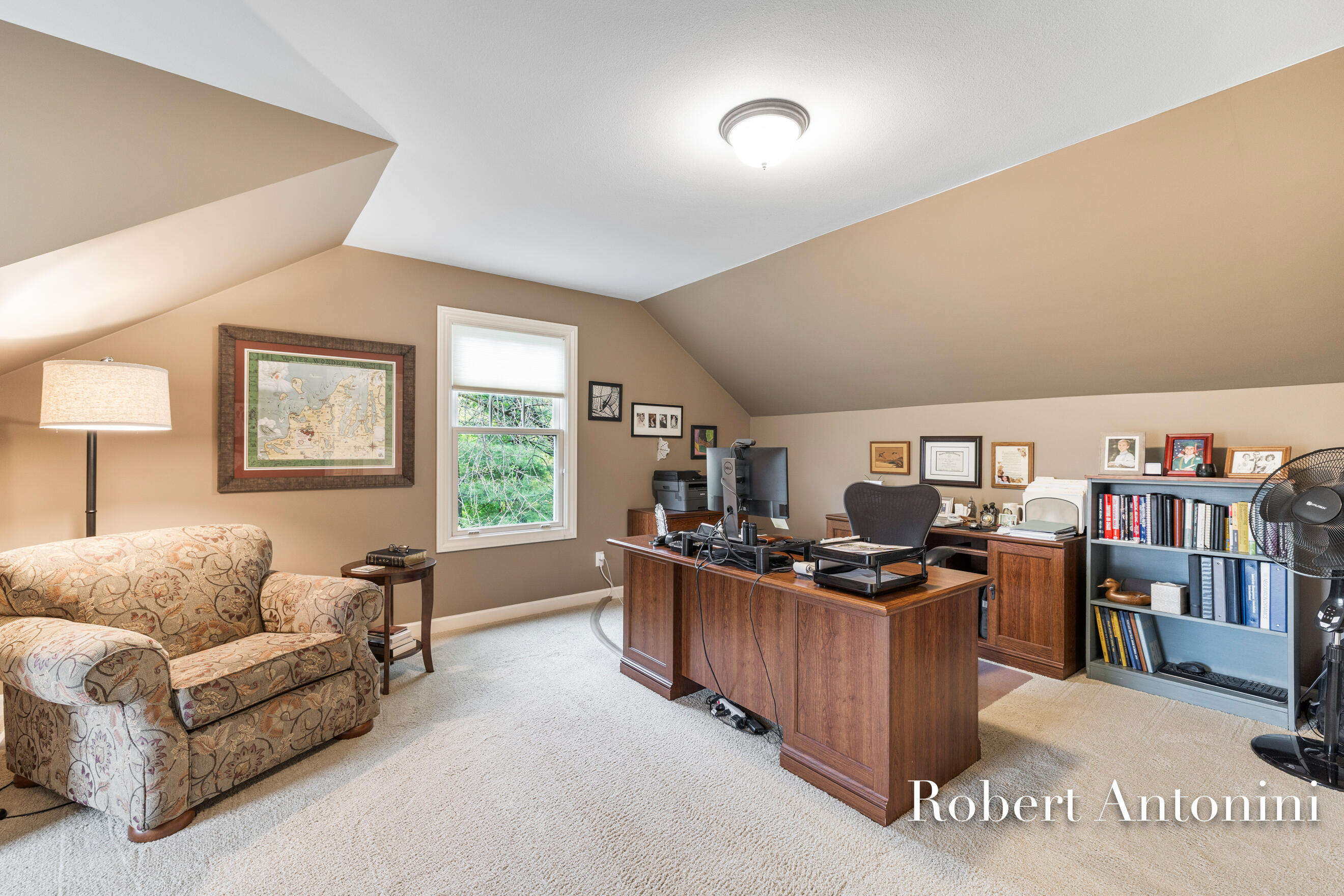 Grand Rapids, Michigan, 49525, United States, 5 Bedrooms Bedrooms, ,4 BathroomsBathrooms,Residential,For Sale,1837852