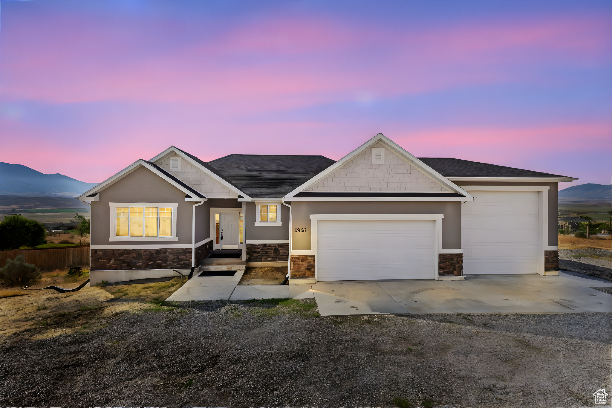 Stockton, Utah, 84071, United States, 3 Bedrooms Bedrooms, ,3 BathroomsBathrooms,Residential,For Sale,1927433