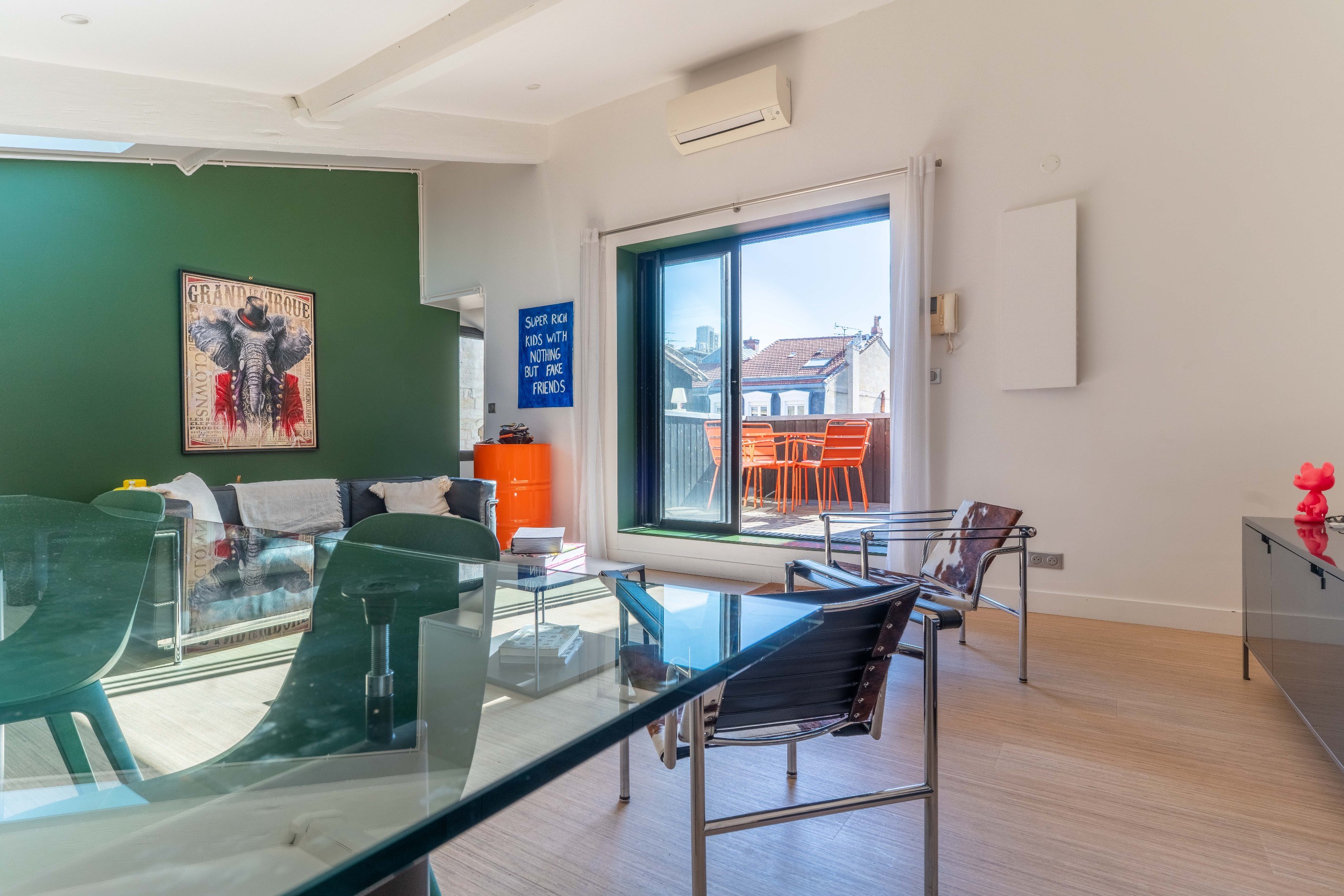  BORDEAUX - TRIANGLE - SUPERB 87M² APARTMENT - TERRACE - ELEVATOR - 2 BEDROOMS - 物件實景