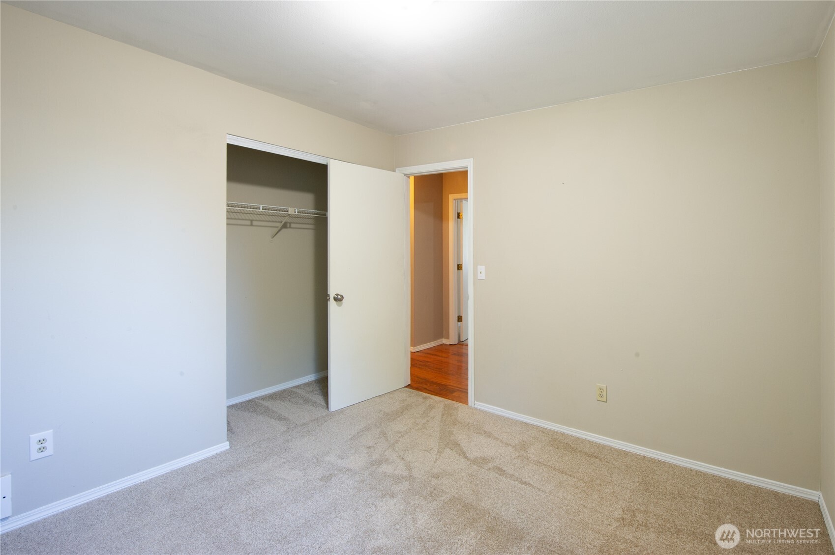 Everett, Washington, 98208, United States, 4 Bedrooms Bedrooms, ,3 BathroomsBathrooms,Residential,For Sale,1920302