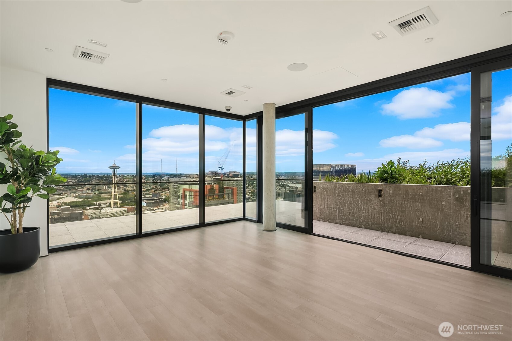 Seattle, Washington, 98101, United States, 1 Bedroom Bedrooms, ,1 BathroomBathrooms,Residential,For Sale,1873895