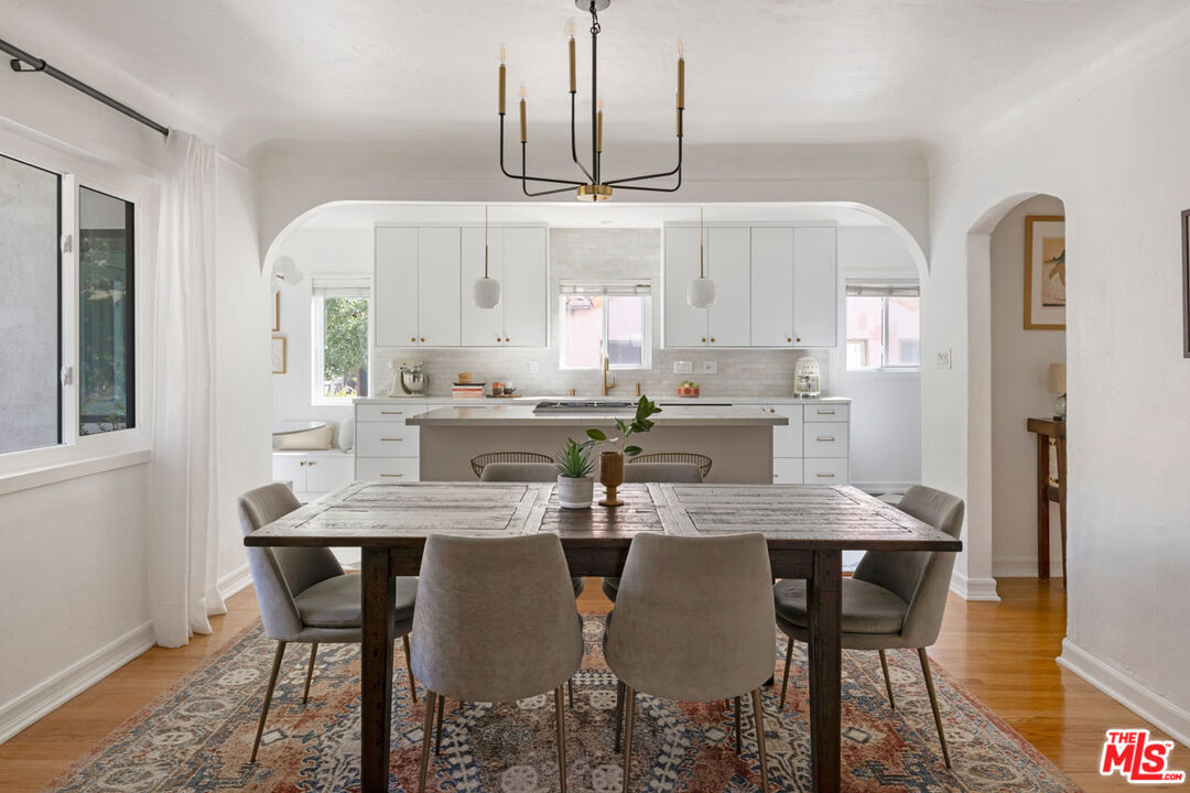 Los Angeles, California, 90027, United States, 4 Bedrooms Bedrooms, ,3 BathroomsBathrooms,Residential,For Sale,1989477