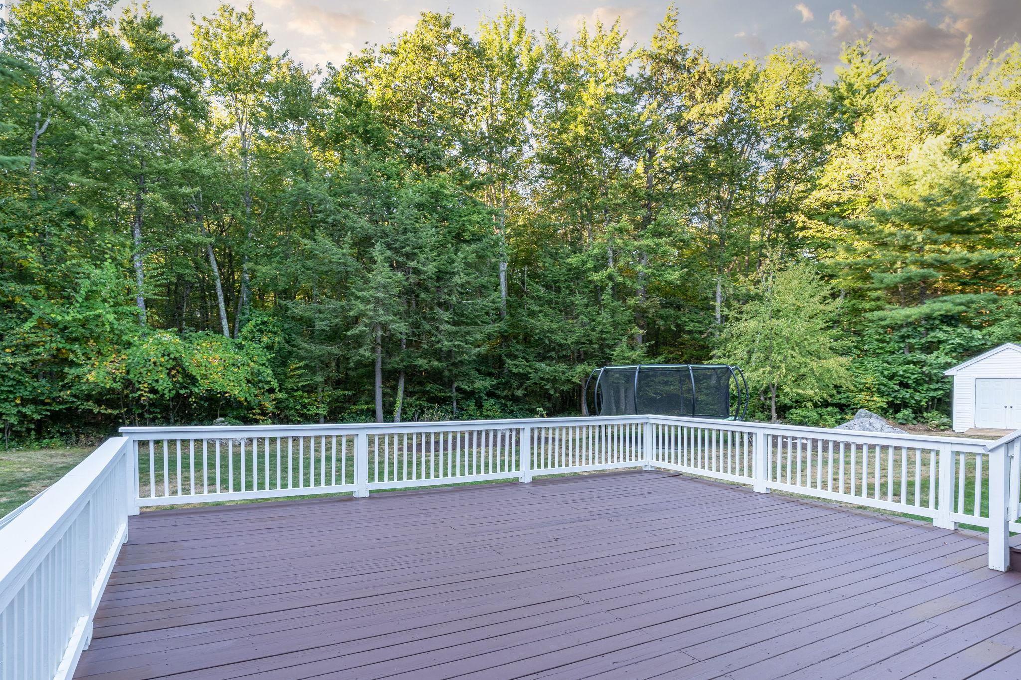 Bedford, New Hampshire, 03110, United States, 5 Bedrooms Bedrooms, ,4 BathroomsBathrooms,Residential,For Sale,1942322