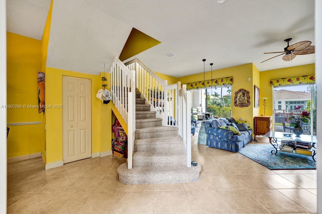 Hollywood, Florida, 33019, United States, 3 Bedrooms Bedrooms, ,3 BathroomsBathrooms,Residential,For Sale,1989592