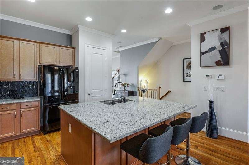 Atlanta, Georgia, 30363, United States, 3 Bedrooms Bedrooms, ,4 BathroomsBathrooms,Residential,For Sale,1913056