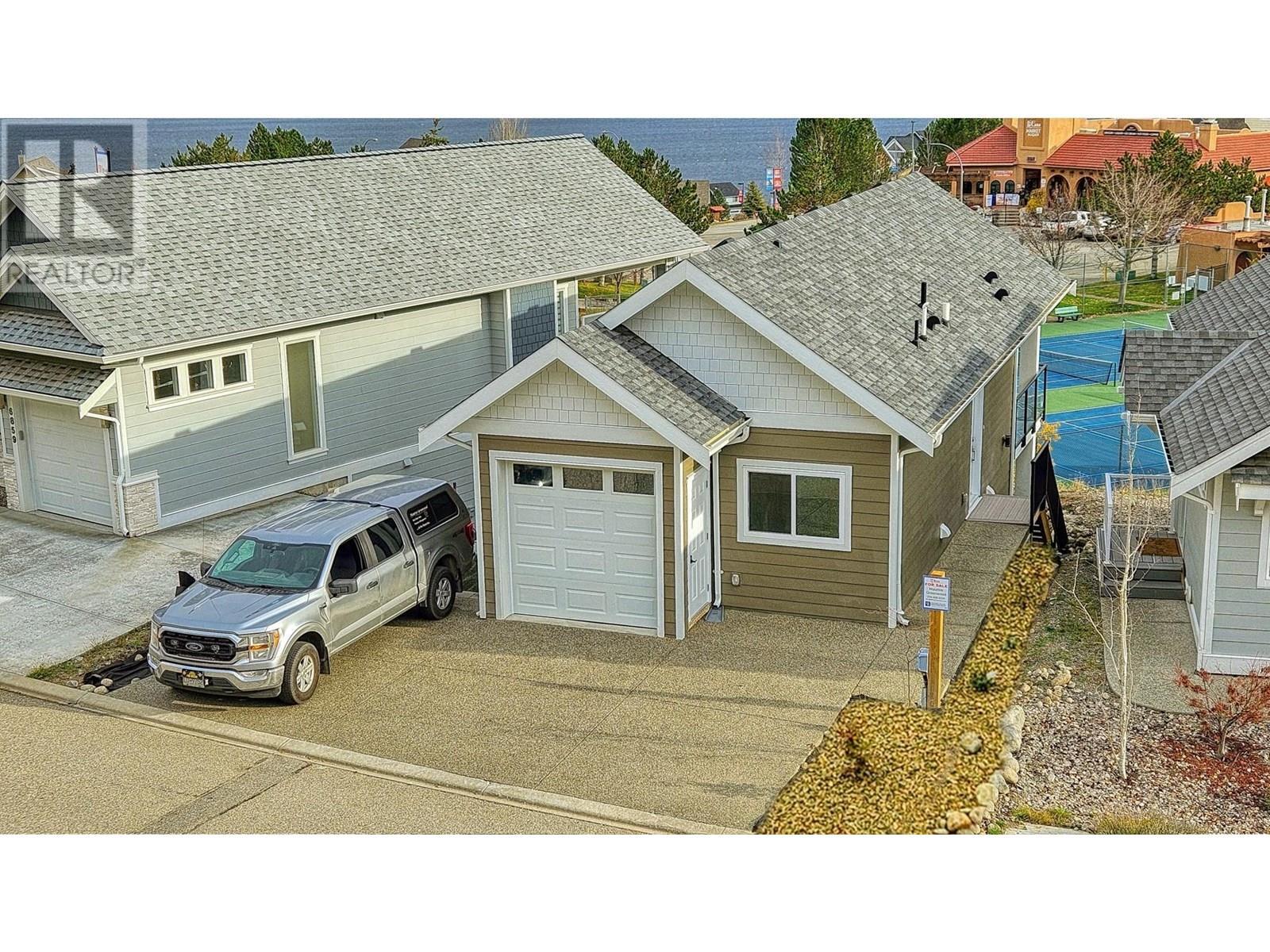KELOWNA, British Columbia, V1Z 3R8, CA, 3 Bedrooms Bedrooms, ,2 BathroomsBathrooms,Residential,For Sale,1897837