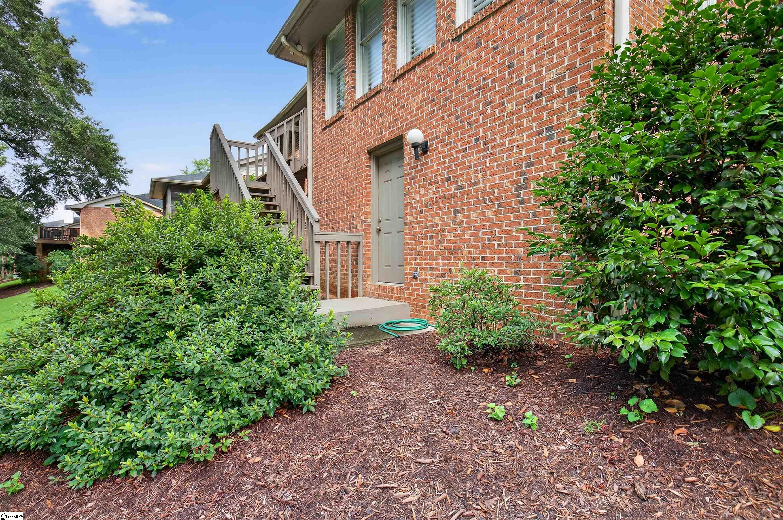 Greenville, South Carolina, 29605, United States, 3 Bedrooms Bedrooms, ,2 BathroomsBathrooms,Residential,For Sale,1918628