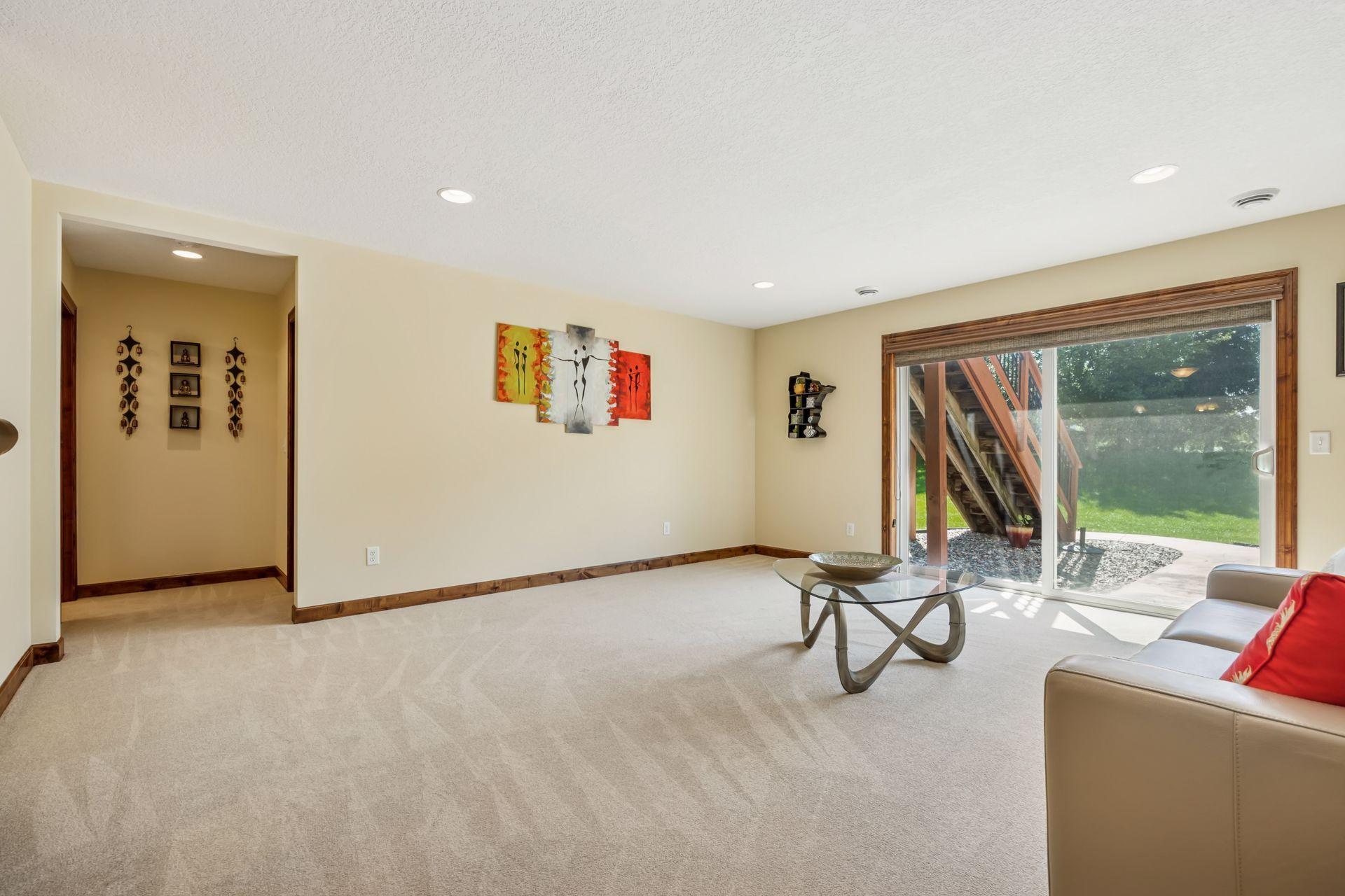 Plymouth, Minnesota, 55446, United States, 5 Bedrooms Bedrooms, ,5 BathroomsBathrooms,Residential,For Sale,1926210