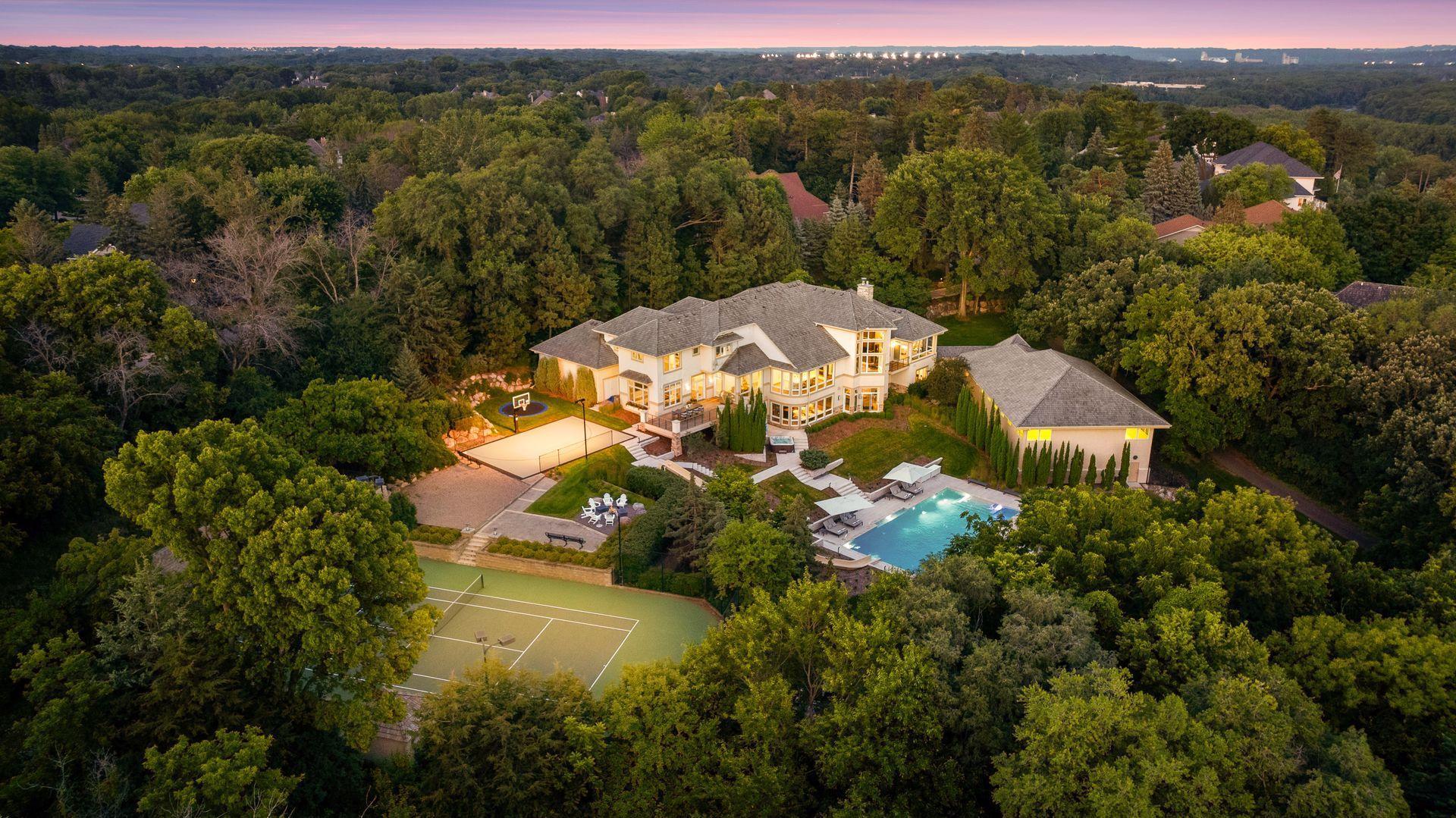 Eden Prairie, Minnesota, 55347, United States, 6 Bedrooms Bedrooms, ,2 BathroomsBathrooms,Residential,For Sale,1903450