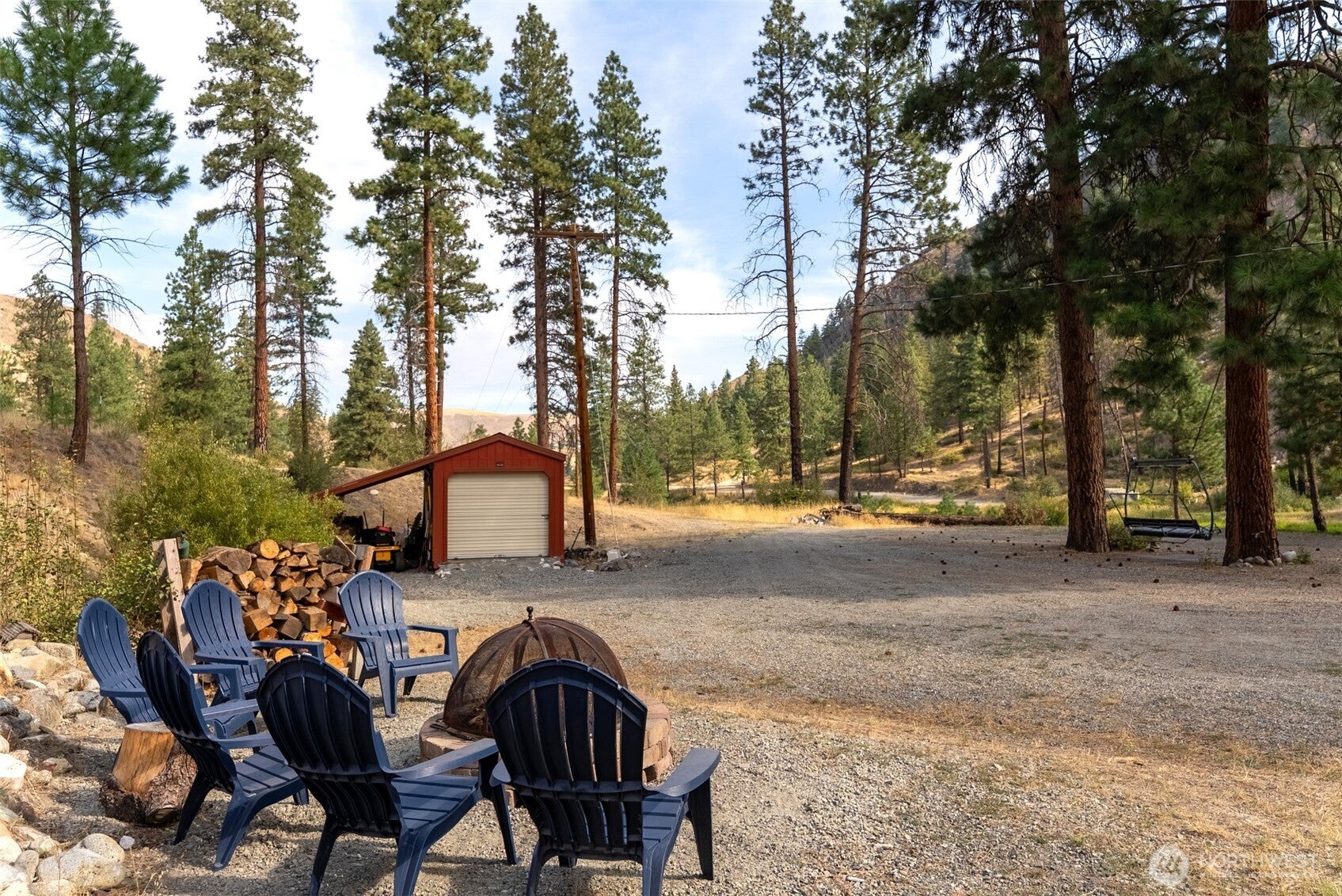 Okanogan, Washington, 98819, United States, 3 Bedrooms Bedrooms, ,1 BathroomBathrooms,Residential,For Sale,1989644