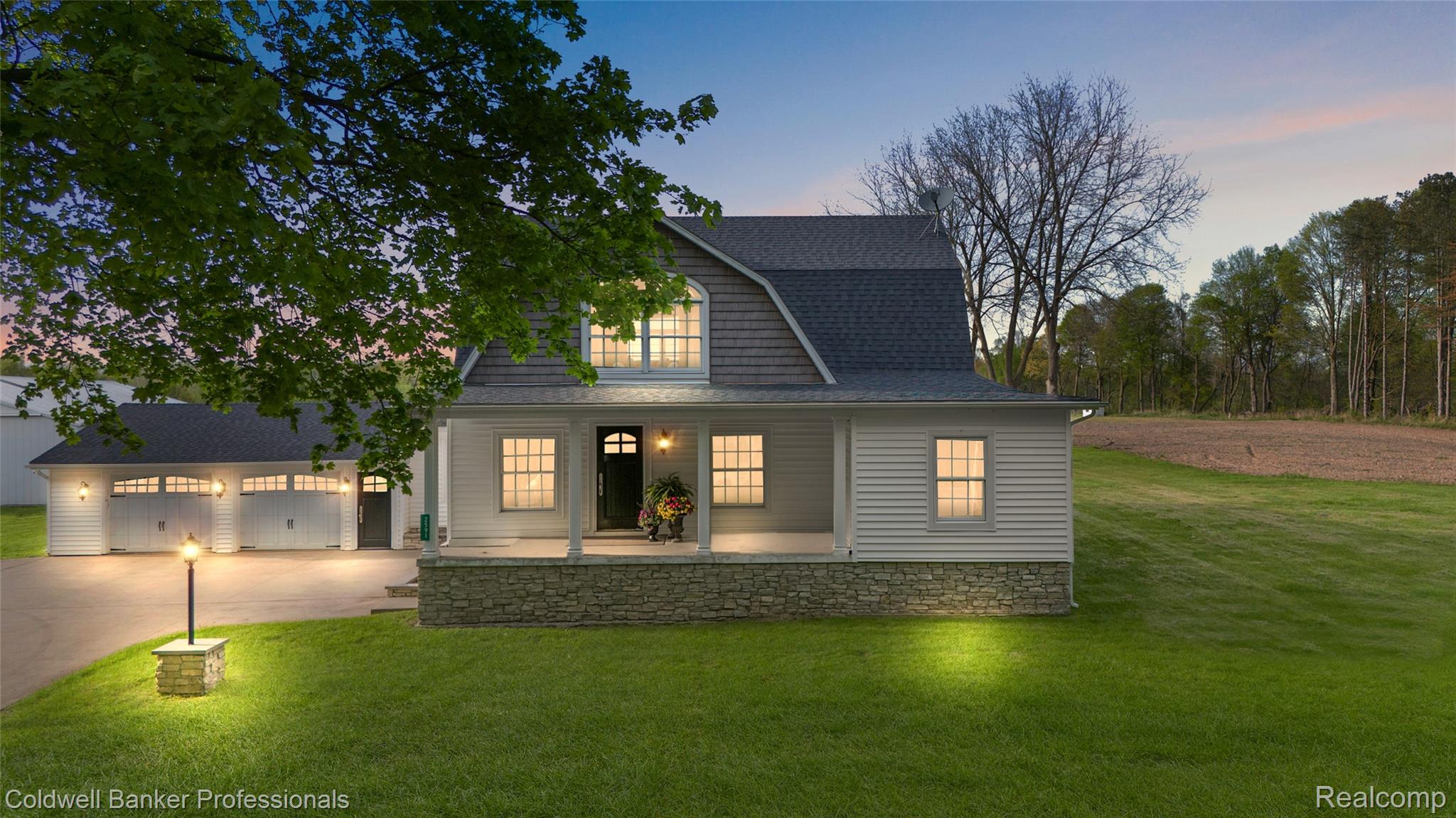 Lapeer, Michigan, 48446, United States, 3 Bedrooms Bedrooms, ,3 BathroomsBathrooms,Residential,For Sale,1907638