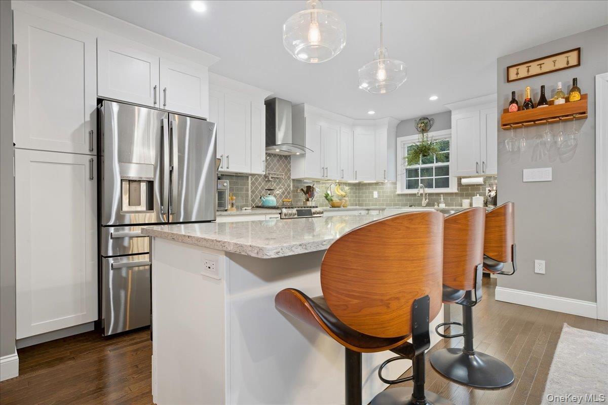 Merrick, New York, 11566, United States, 3 Bedrooms Bedrooms, ,3 BathroomsBathrooms,Residential,For Sale,1986518