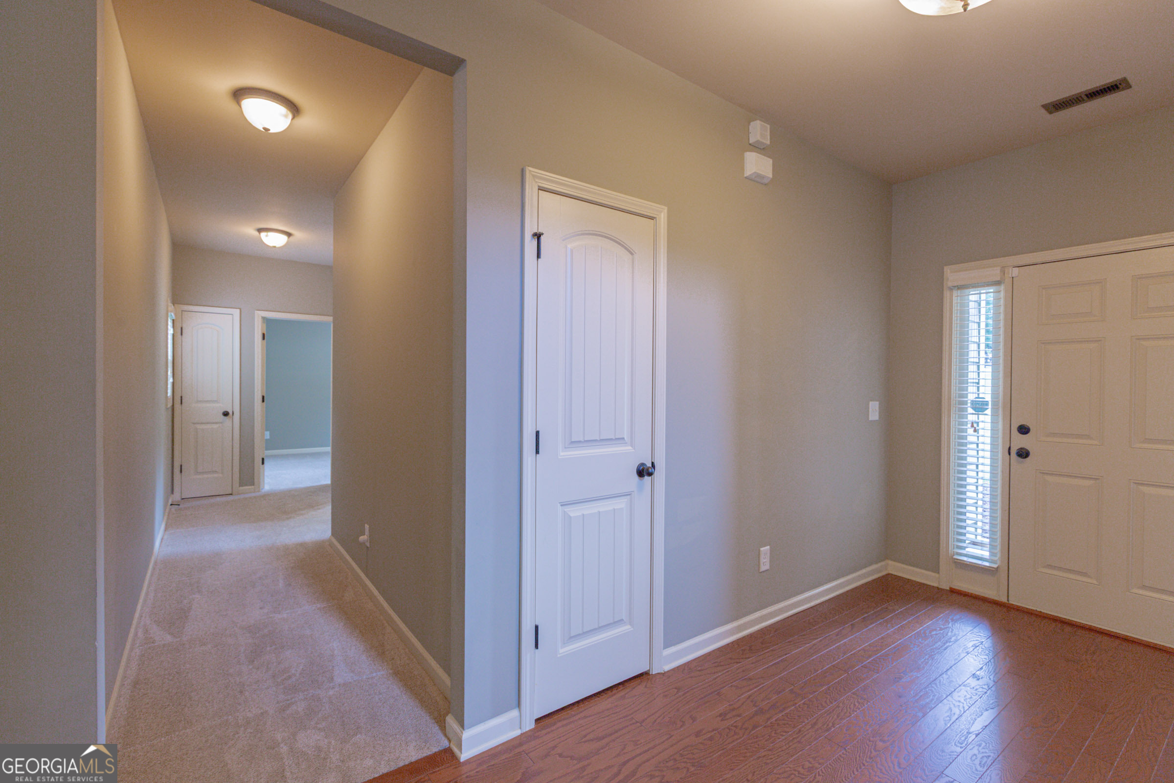 Senoia, Georgia, 30276, United States, 4 Bedrooms Bedrooms, ,3 BathroomsBathrooms,Residential,For Sale,1970203