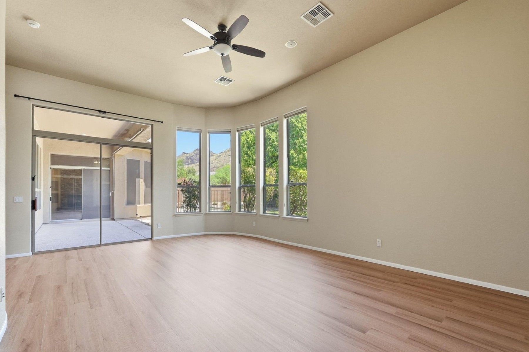  25801 N Lawler Loop¦Phoenix, AZ - 物件實景
