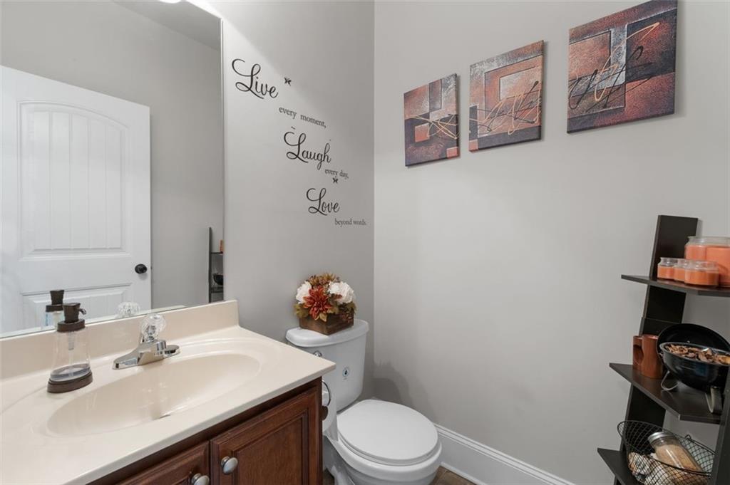 Loganville, Georgia, 30052, United States, 6 Bedrooms Bedrooms, ,5 BathroomsBathrooms,Residential,For Sale,1925493