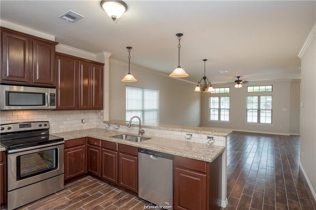 College Station, Texas, 77840, United States, ,Residential,For Sale,1981025