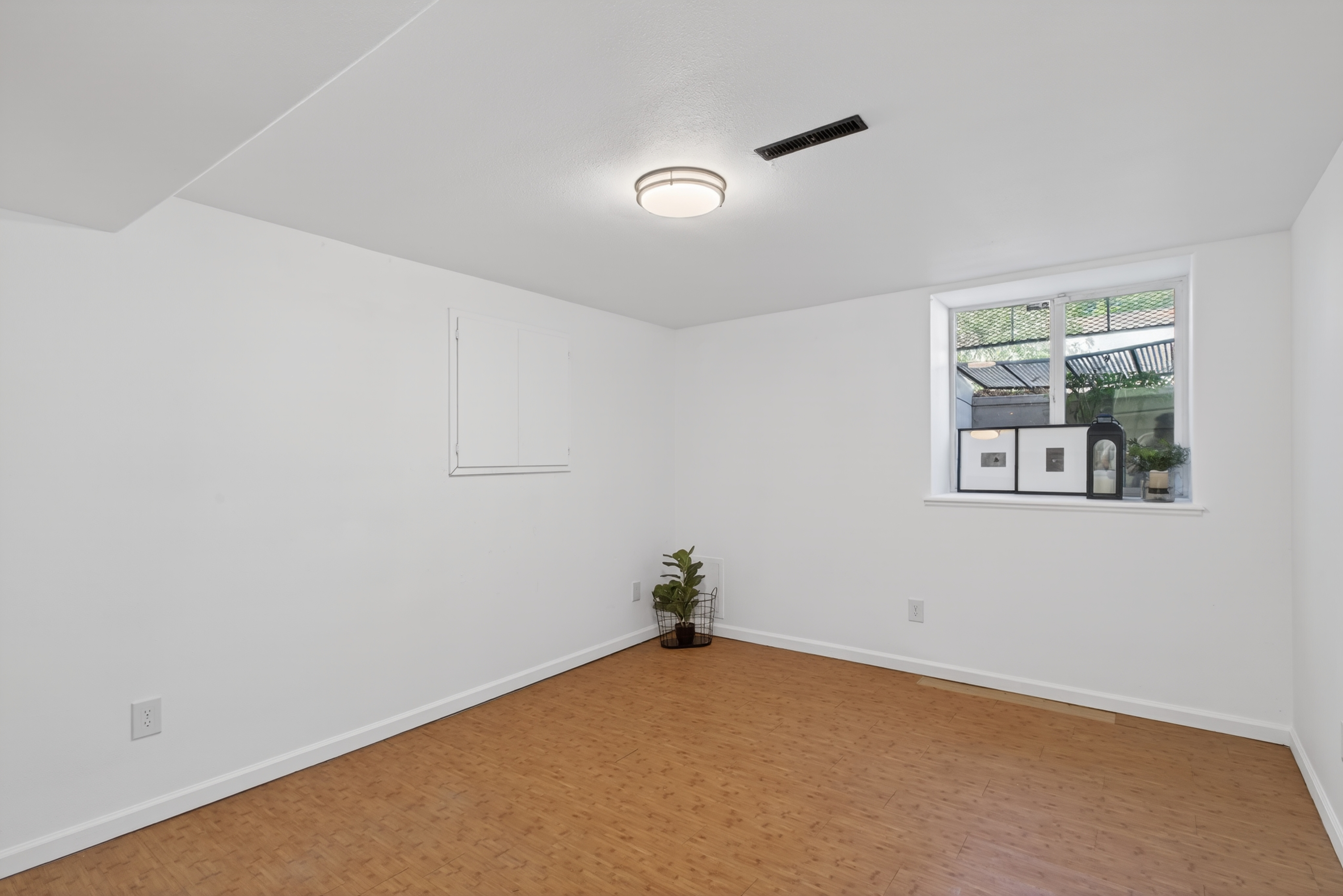  Charming Cole Bungalow – Fresh Updates, Green Kitchen & Private Deck - 物件實景