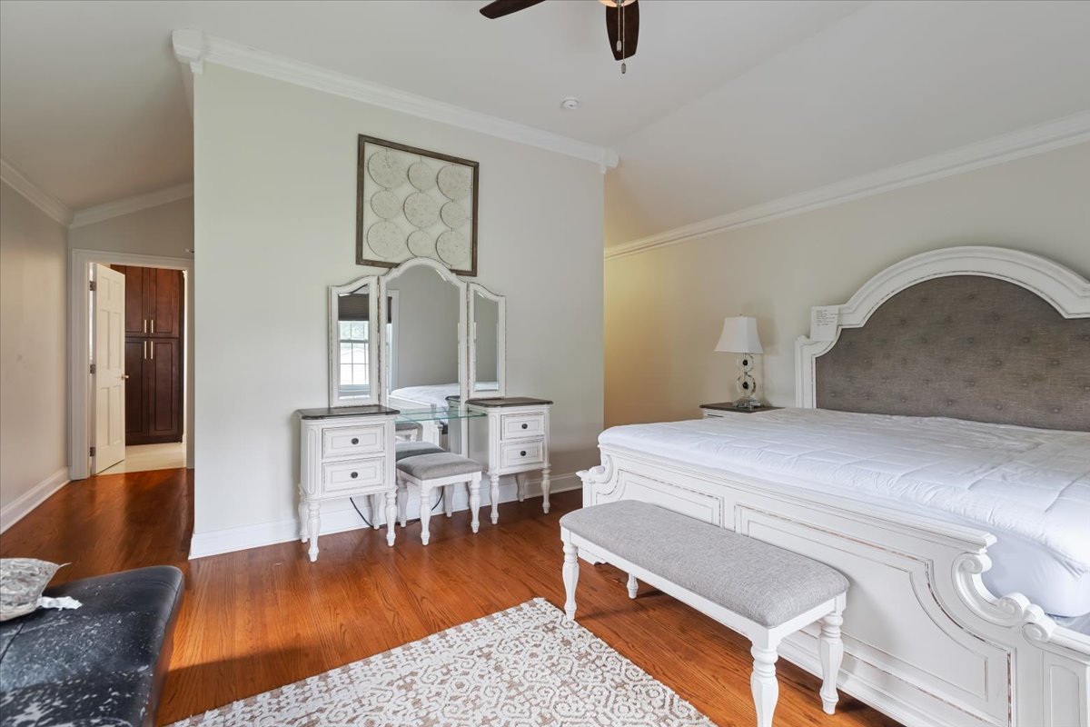 Lombard, Illinois, 60148, United States, 4 Bedrooms Bedrooms, ,4 BathroomsBathrooms,Residential,For Sale,1900568