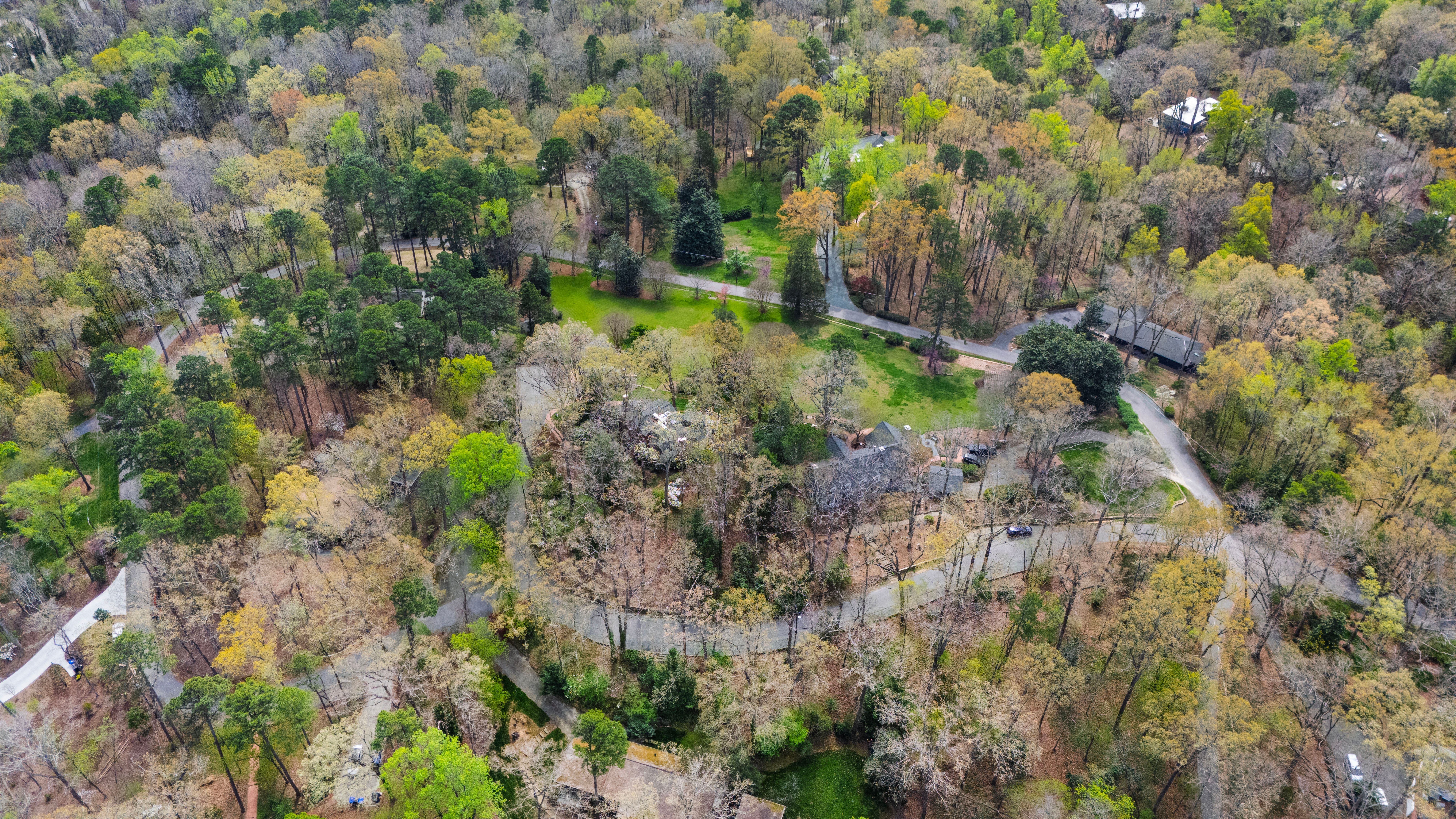  223 Hillcrest Circle, Chapel Hill, NC 27514 - 物件實景