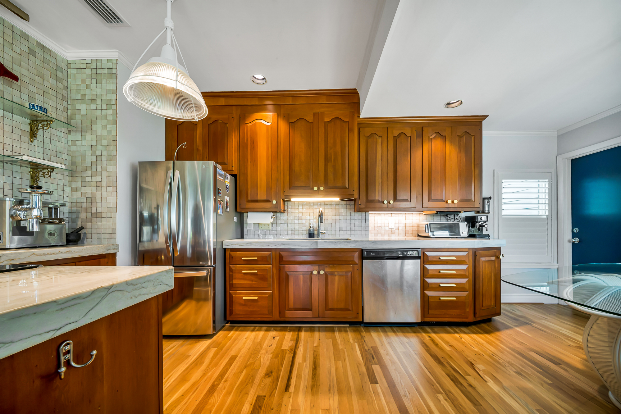  1408 N Lakeside Drive - 物件實景