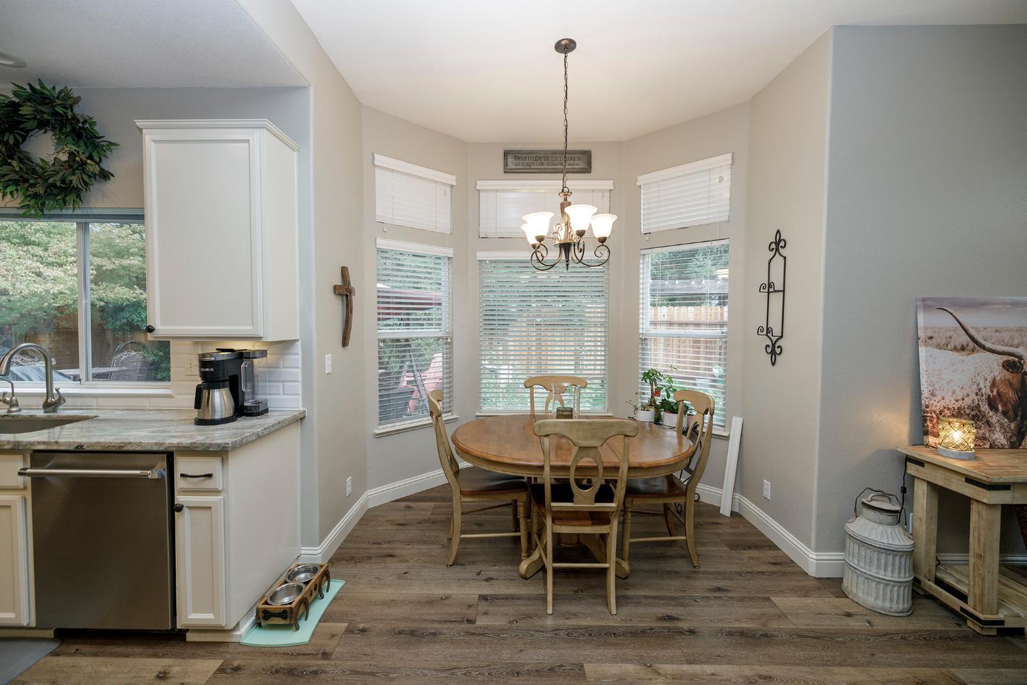 Turlock, California, 95382, United States, 4 Bedrooms Bedrooms, ,2 BathroomsBathrooms,Residential,For Sale,1987416