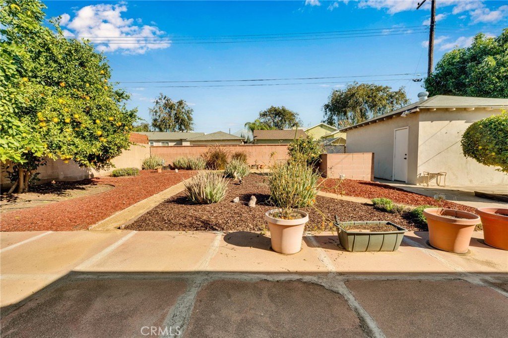 Pomona, California, 91767, United States, 3 Bedrooms Bedrooms, ,1 BathroomBathrooms,Residential,For Sale,2009093