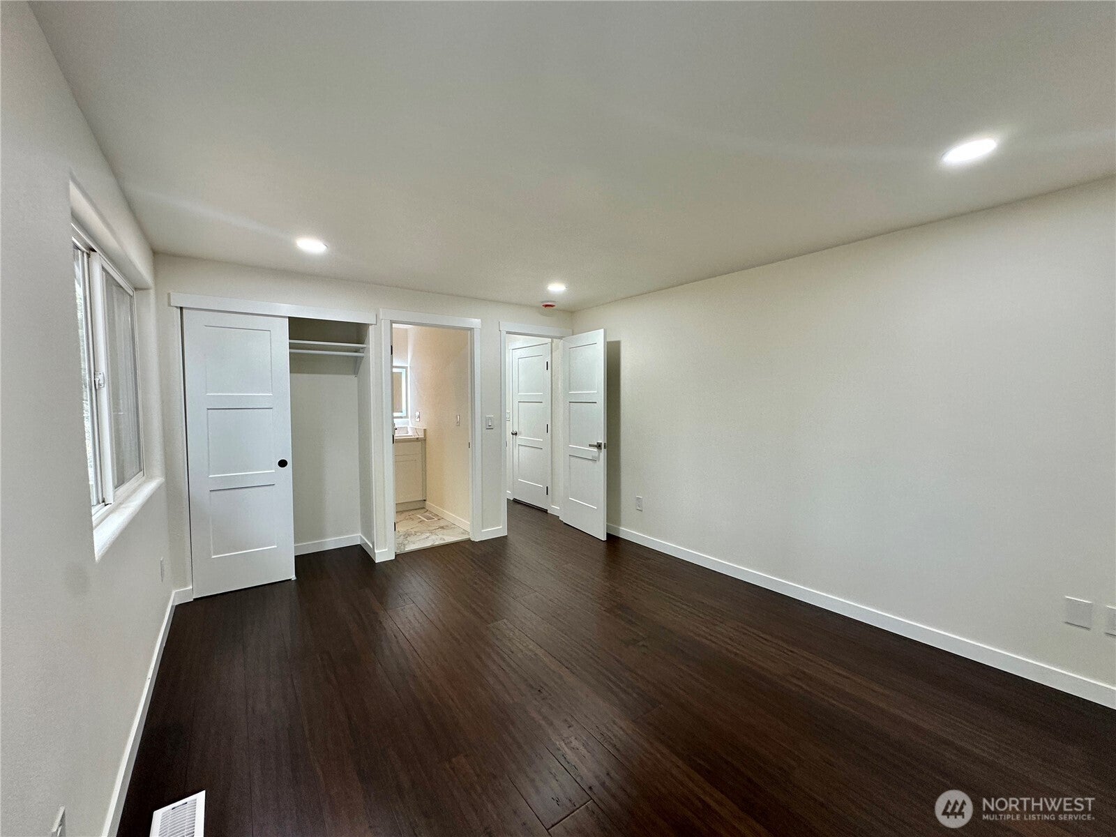 Olympia, Washington, 98516, United States, 4 Bedrooms Bedrooms, ,3 BathroomsBathrooms,Residential,For Sale,1905685