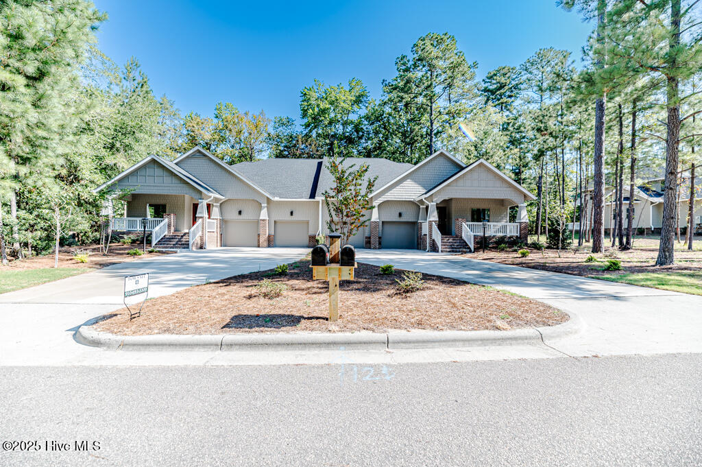 Pinehurst, North Carolina, 28374, United States, 4 Bedrooms Bedrooms, ,4 BathroomsBathrooms,Residential,For Sale,1895891