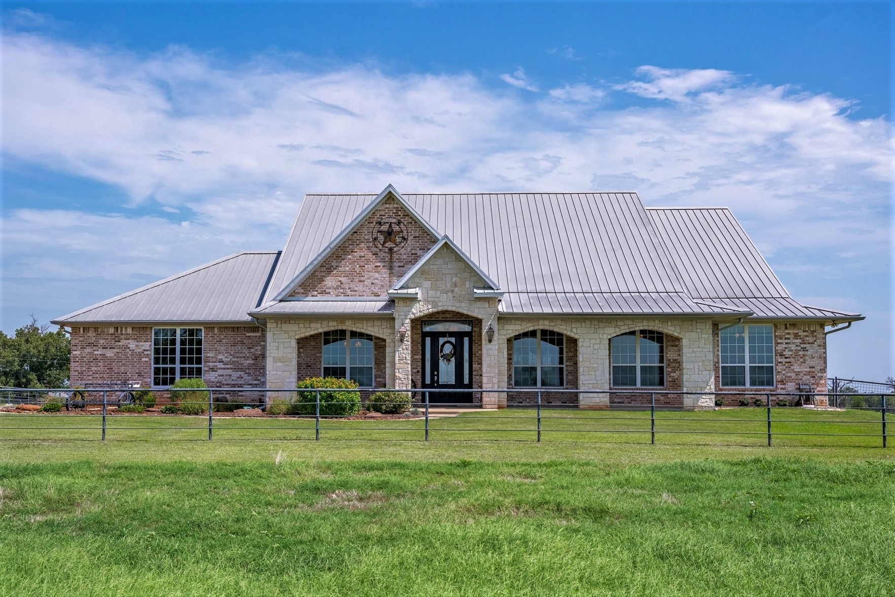 9208 FM 17, Grand Saline, Texas, 75140, United States, 5 Bedrooms Bedrooms, ,6 BathroomsBathrooms,Residential,For Sale,9208 FM 17,1317594
