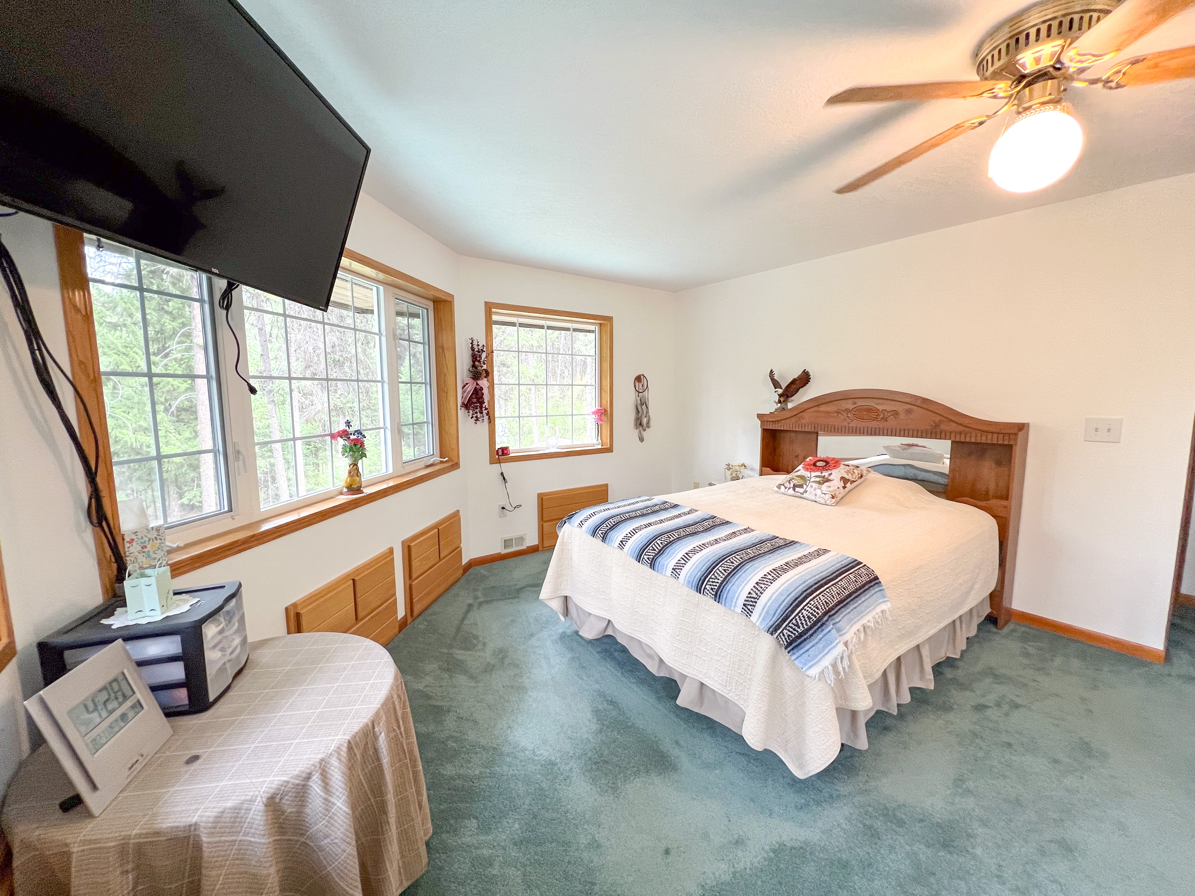 Republic, Washington, 99166, United States, 3 Bedrooms Bedrooms, ,3 BathroomsBathrooms,Residential,For Sale,1976903