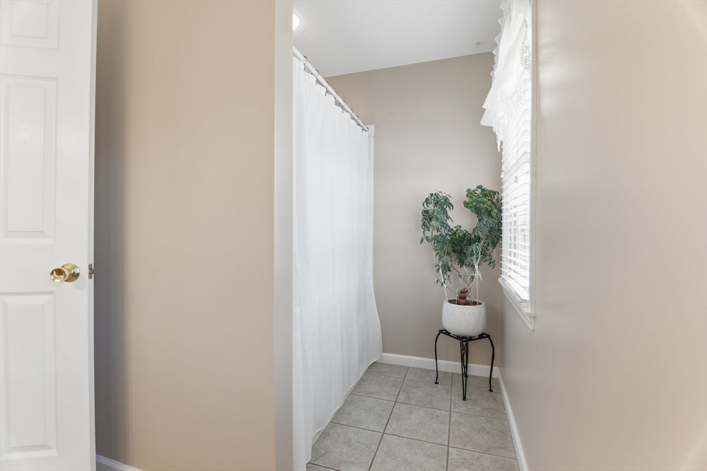 Southwick, Massachusetts, 01077, United States, 4 Bedrooms Bedrooms, ,3 BathroomsBathrooms,Residential,For Sale,2002928