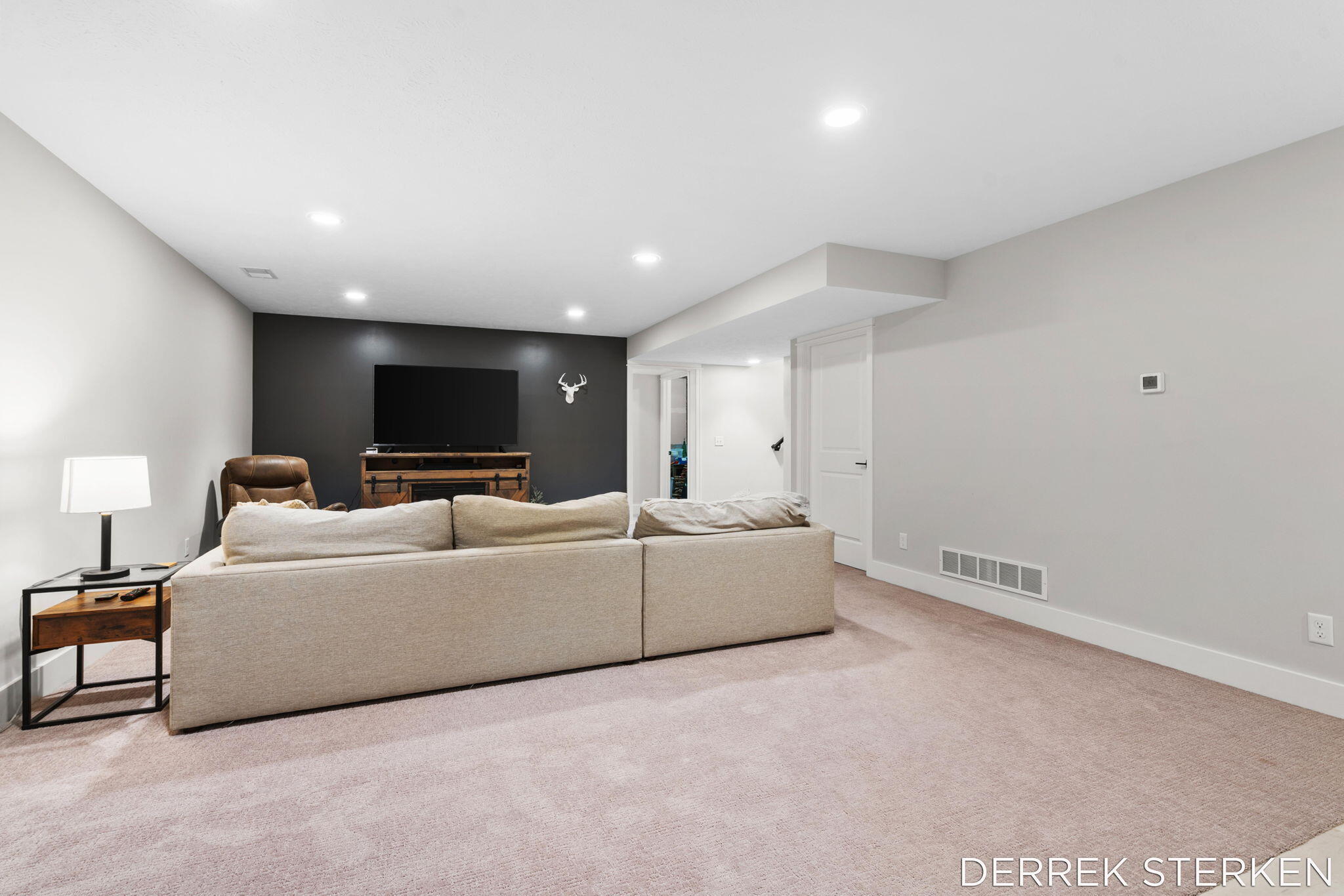 West Olive, Michigan, 49460, United States, 4 Bedrooms Bedrooms, ,4 BathroomsBathrooms,Residential,For Sale,1942271