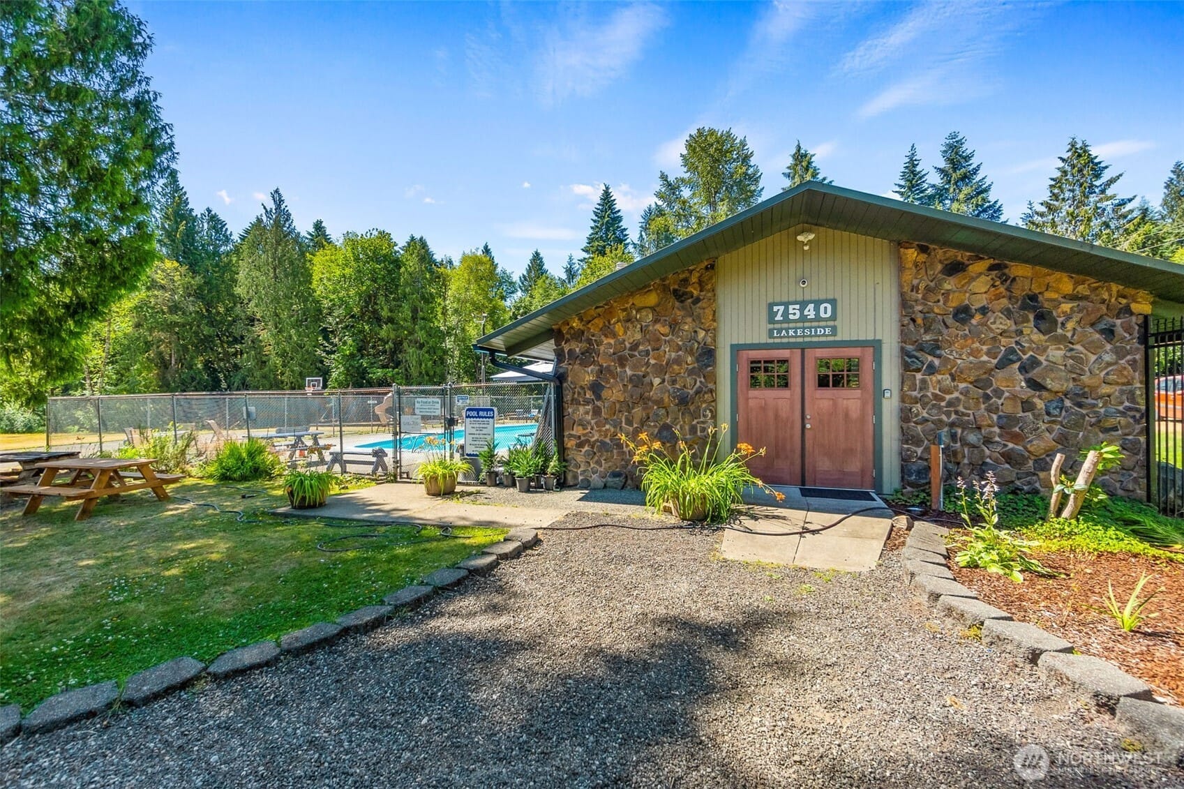 Olympia, Washington, 98512, United States, 2 Bedrooms Bedrooms, ,1 BathroomBathrooms,Residential,For Sale,1885373