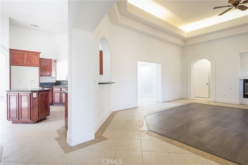 Apple Valley, California, 92307, United States, 5 Bedrooms Bedrooms, ,5 BathroomsBathrooms,Residential,For Sale,2025111