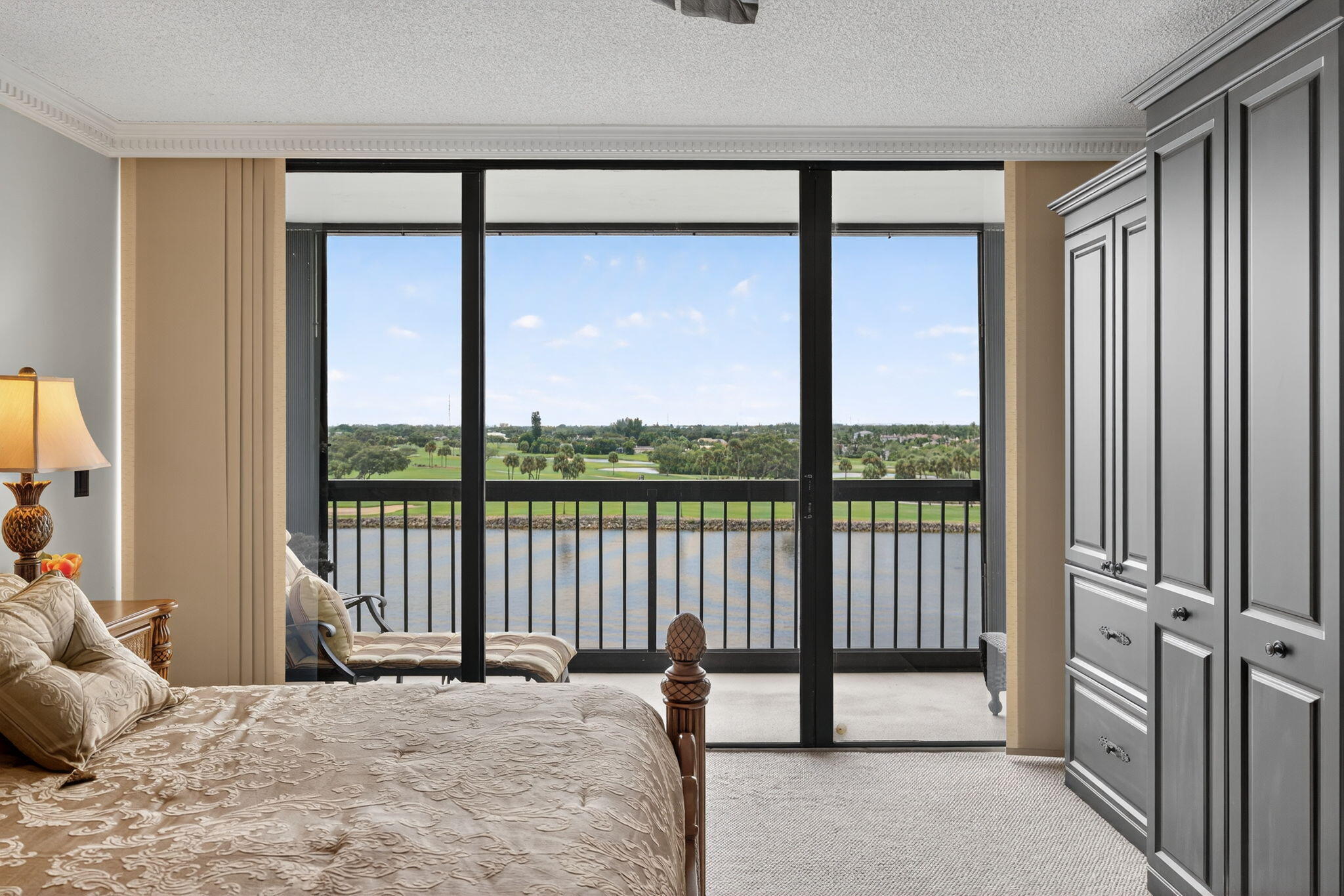 North Palm Beach, Florida, 33408, United States, 2 Bedrooms Bedrooms, ,2 BathroomsBathrooms,Residential,For Sale,1940741