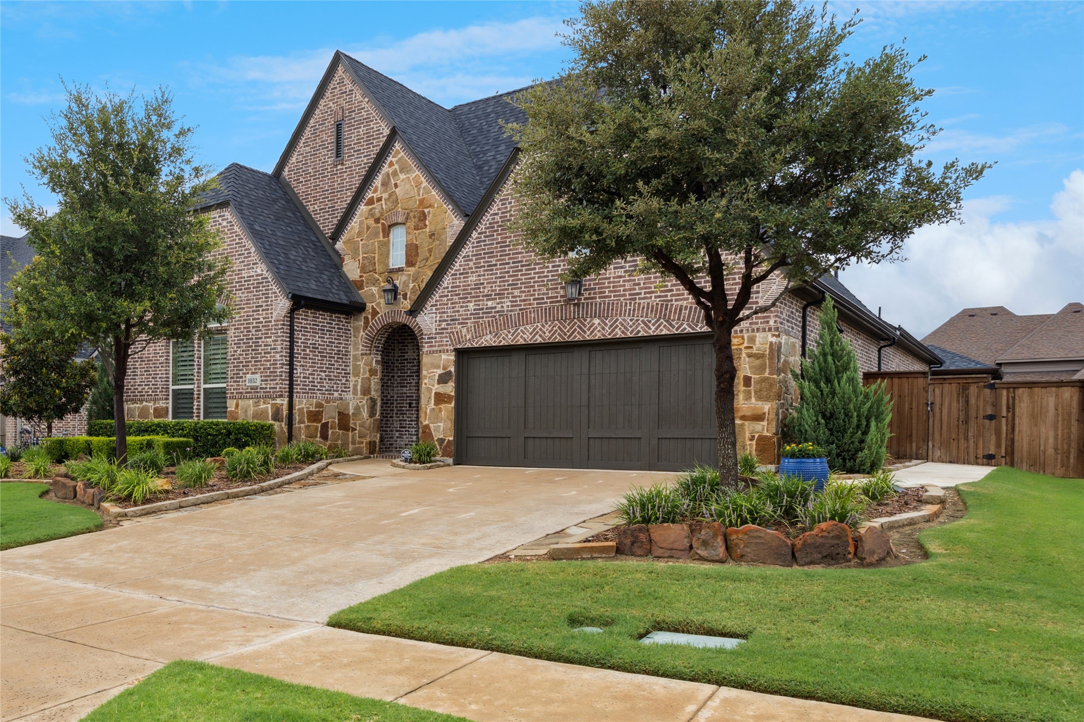 Roanoke, Texas, 76262, United States, 3 Bedrooms Bedrooms, ,3 BathroomsBathrooms,Residential,For Sale,1926228