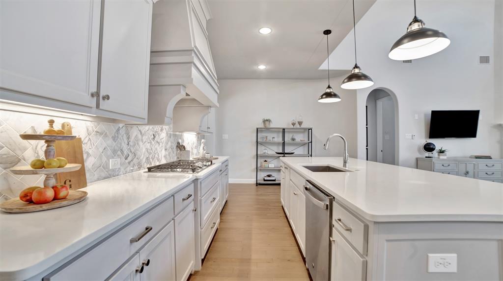 Celina, Texas, 75009, United States, 4 Bedrooms Bedrooms, ,5 BathroomsBathrooms,Residential,For Sale,1795142