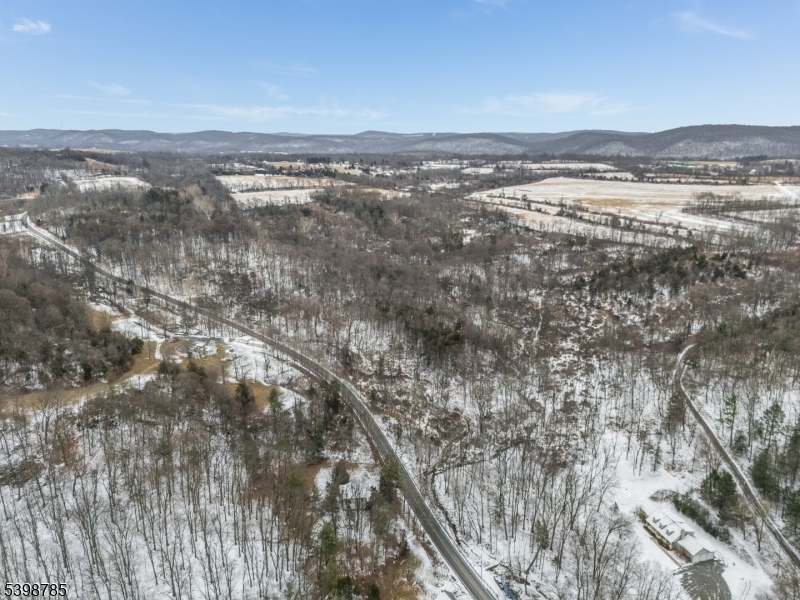 Columbia, New Jersey, 07832, United States, 3 Bedrooms Bedrooms, ,1 BathroomBathrooms,Residential,For Sale,2006110