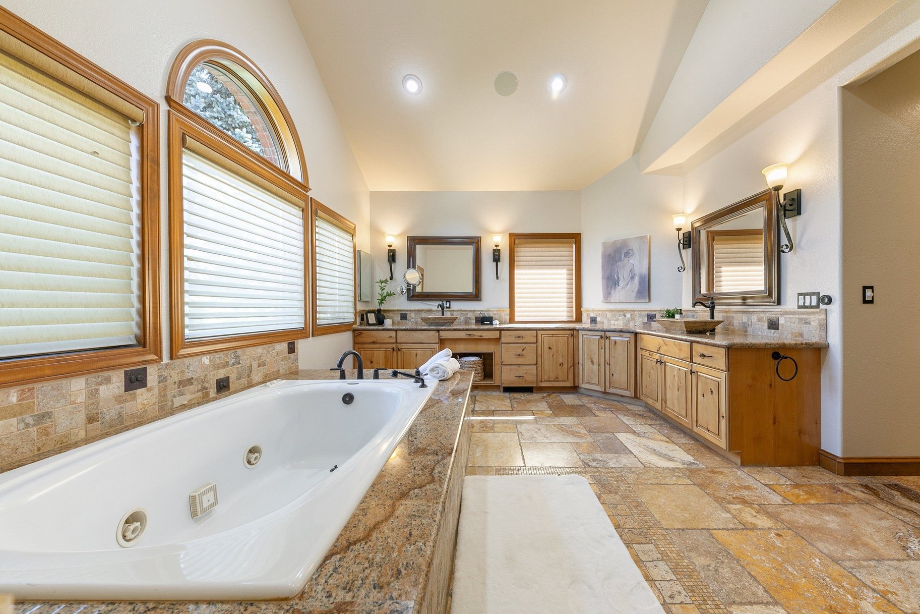  A Rare Lakefront Estate in the Heart of Reno no in One of Northern Nevada